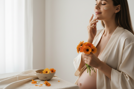 Soins visage naturels pour peau sensible pendant la grossesse et l’allaitement